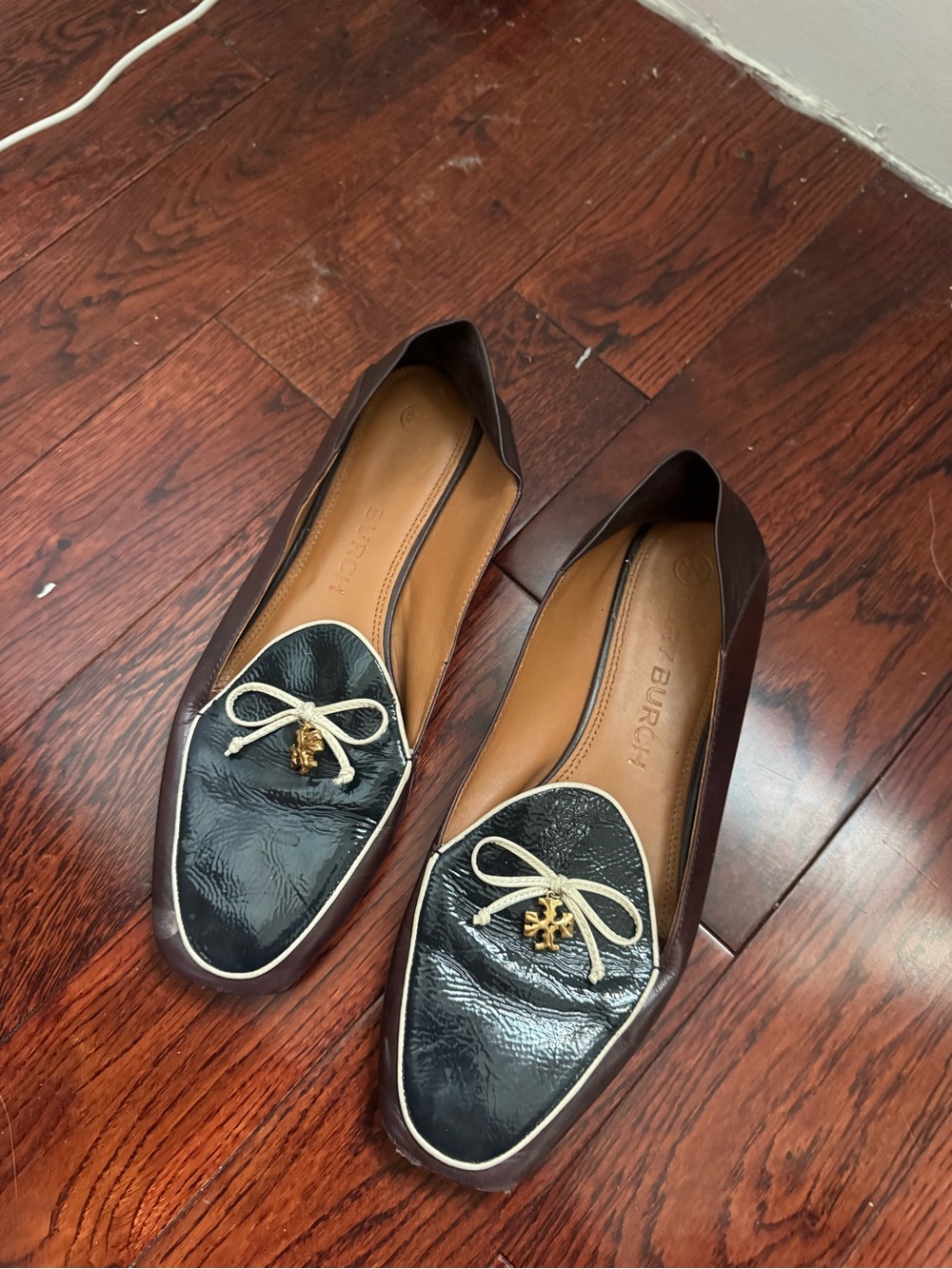Tory Burch Black Patent & Brown Leather Loafers with Gold Logo Bow